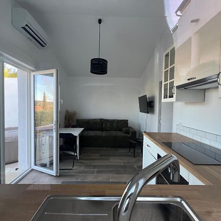 Maison T2 Avec Jaccuzi Wifi Parking Saint-Cyr-sur-Mer Exterior photo