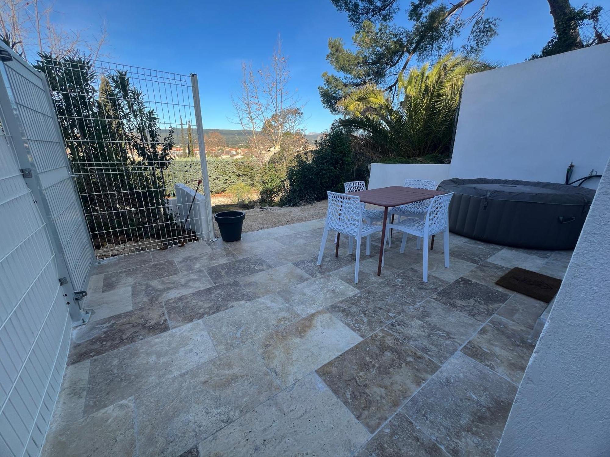 Maison T2 Avec Jaccuzi Wifi Parking Saint-Cyr-sur-Mer Exterior photo
